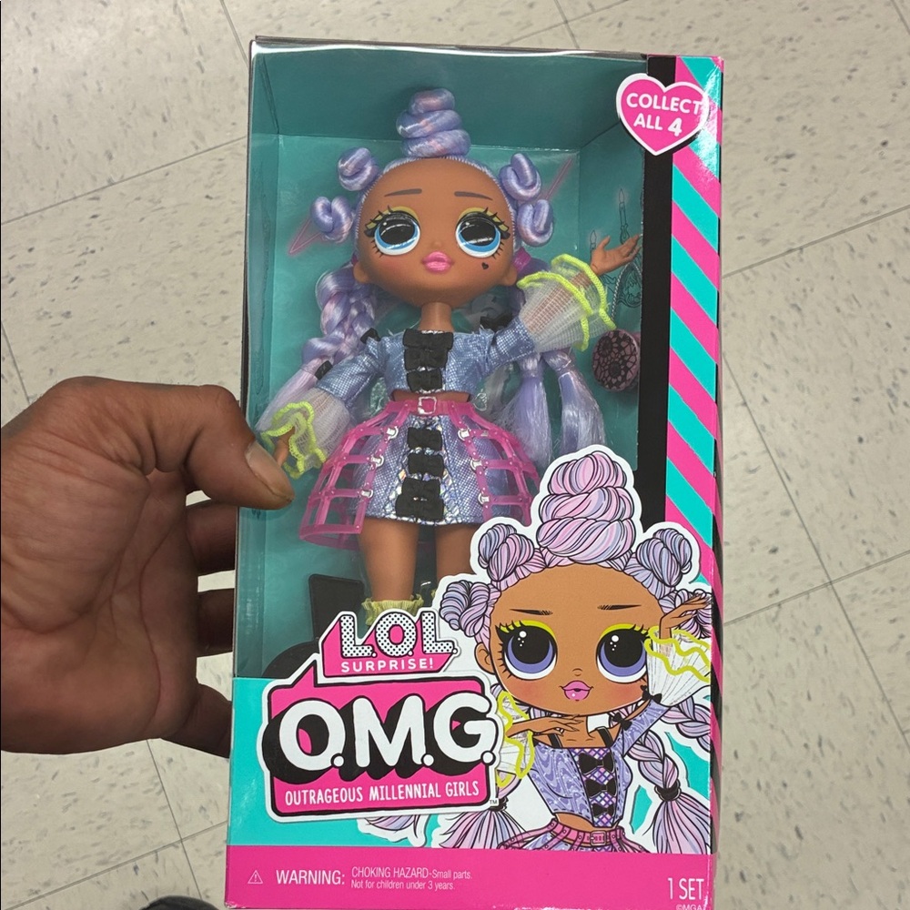 L.O.L. Surprise! O.M.G. Doll with Silver and Pink Outfit